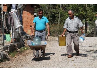 Seydikemer’de Mahalle Sakinlerinin Su Çilesi