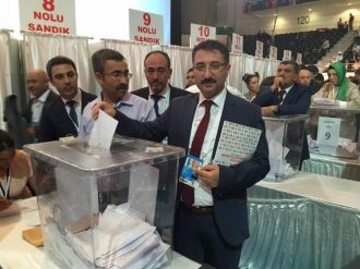 Bekiroğlu, Ak Parti Kongresini Değerlendirdi