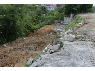 Karaca Sokakta Taş Duvar Çalışmaları Başladı