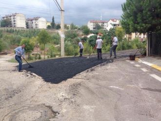 Körfez’de Asfalt Yama Çalışmaları Sürüyor