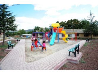 Büyükşehir Belediyesinden 328 Mahalleye Park