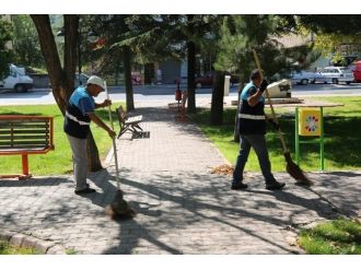 Çolakbayrakdar , Parklar Bayrama Hazır