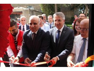 Elazığ Kızılay Kan Merkezi, Kan Bağış Merkezine Otobüs Bağışladı