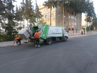 Temizlik İşleri Müdürlüğü Çalışmalarını Sürdürüyor