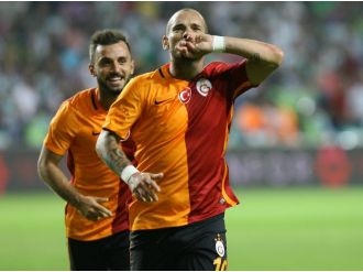 Sneijder ikinci kez baba oldu