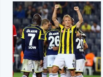 Kuyt’tan Fenerbahçe’ye destek