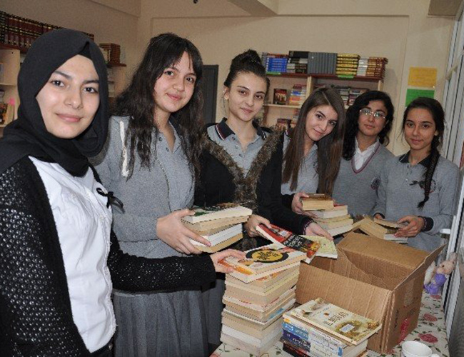 Elbistan’dan Kars’a Kitap Kardeşliği