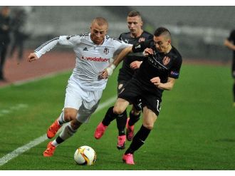 İlk yarıda gülen taraf Beşiktaş oldu