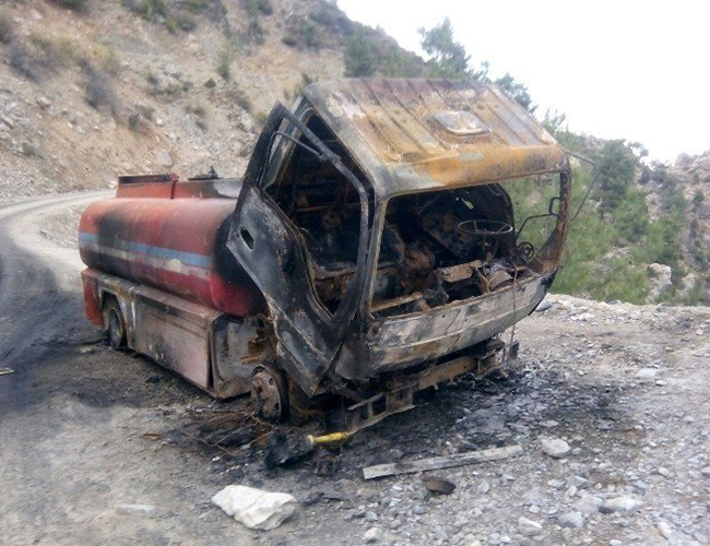 Alev Topuna Döndü Sürücü Son Anda Kurtuldu