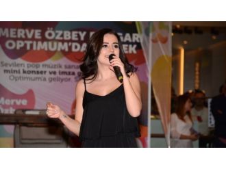 Adana’da Merve Özbey rüzgarı esti