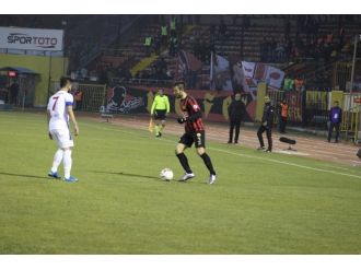 Eskişehirspor "es"ti geçti