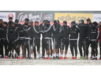 Beşiktaş’ın kar çilesi bitmiyor