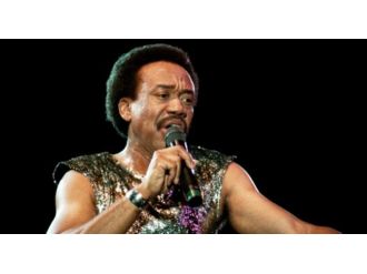 Maurice White hayata gözlerini yumdu