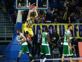 Fenerbahçe Yunanistan deplasmanında