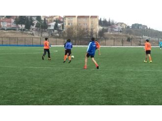 Türk futbolu bunu da gördü ! Maça hakem atamayı unuttular