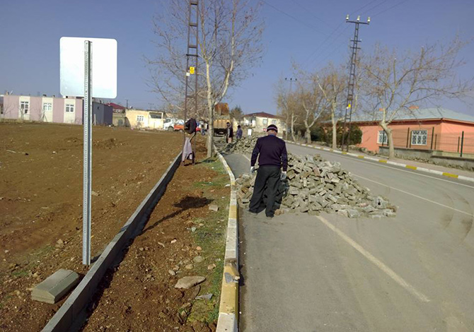 Ekinözü'nde Kaldırımsız Yol Kalmayacak