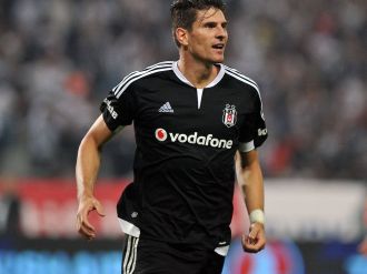 Zirvede Mario Gomez var