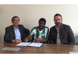 Torku Konyaspor Mbamba’nın sözleşmesini uzattı