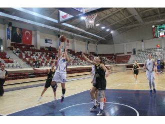 Çankaya Üniversitesi finalde