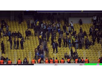 Kadıköy’de Ersun Yanal tezahüratları