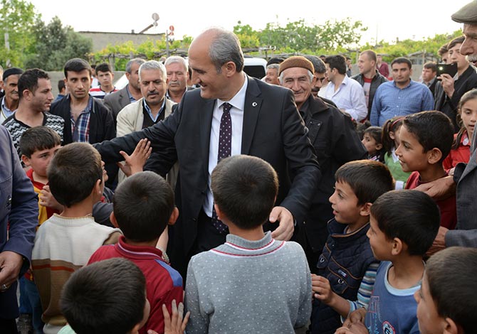 Başkan Okay'dan Çocuklara Bayram Hediyesi