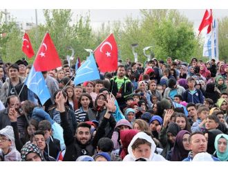 “Diriliş Ertuğrul” dizisi oyuncuları Konya’da