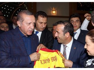 Cumhurbaşkanı’na Alima Yeni Malatyaspor forması