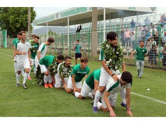 Fenerbahçe’yi geçip şampiyon oldular