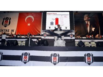 Beşiktaş yönetimi ibra edildi