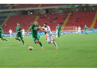 Bursaspor, Mersin’den galibiyetle döndü