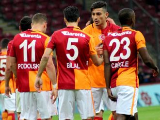 Galatasaray sezonu farklı bitirdi