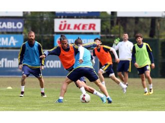 Fenerbahçe’de kupa mesaisi sürüyor