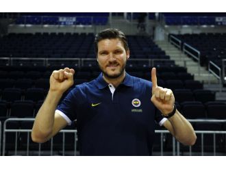 "Fenerbahçe’de oynamak bir ayrıcalık"