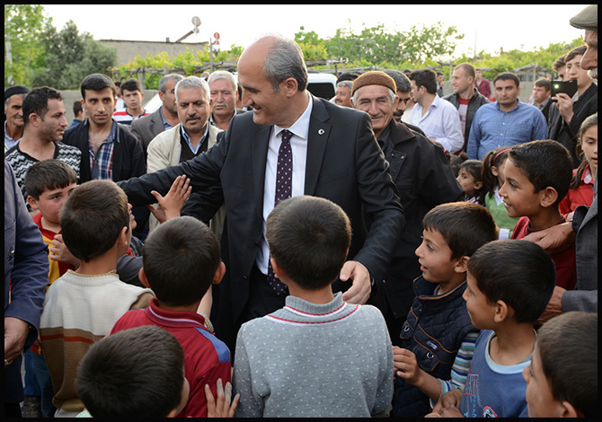 ‘Huzurlu Ve Mutlu Bir Bayram Temennisiyle’