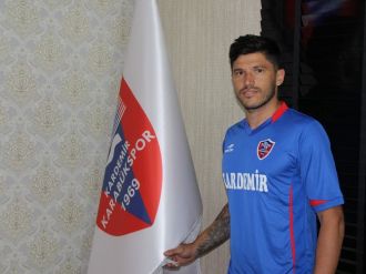 Karabükspor, Cristian Tanase’yi renklerine bağladı