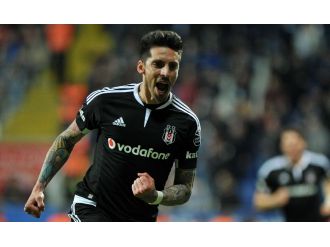 Beşiktaş’tan Sosa kararı