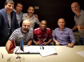 Trabzonspor Kolombiyalıya imzayı attırdı!