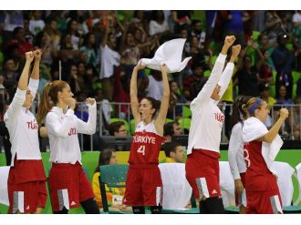 A Milli Kadın Basketbol Takımı, Brezilya karşısında