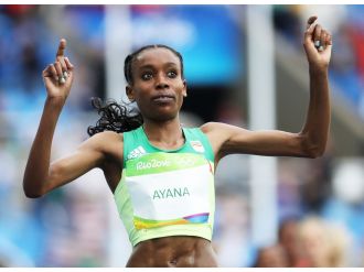 Almaz Ayana, 23 yıllık dünya rekorunu kırdı