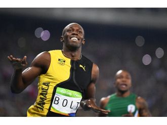 Usain Bolt tarihe geçti