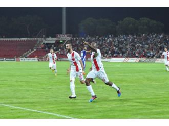 İlk yarı Balıkesirspor’un