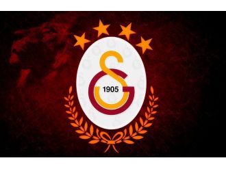 Galatasaray’da o transferden vazgeçti