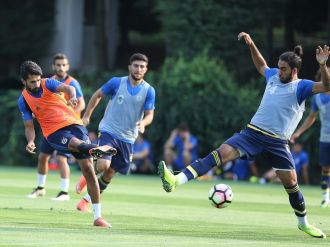 Fenerbahçe 11 eksikle çalıştı