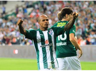 Del Valle: Bursaspor’da kalmayı çok istiyorum