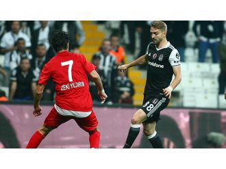 Caner Erkin ameliyat oldu