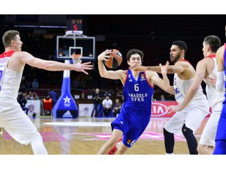 Anadolu Efes, son şampiyona mağlup oldu