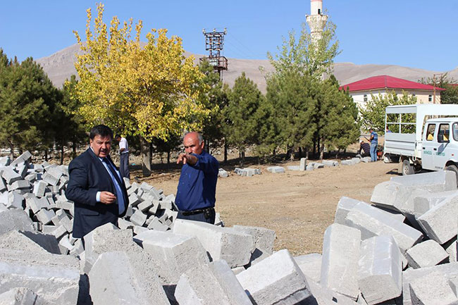 Türkeli Mahallesinde Kilit Parke Yapılıyor