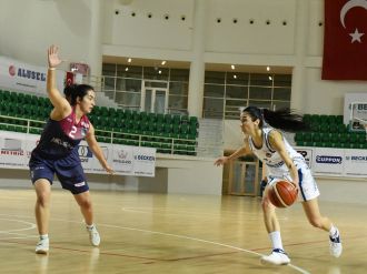 Bornova Becker Spor, 5. galibiyetini aldı