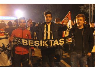 Beşiktaş kafilesi Adana’da