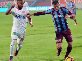 İlk yarı Antalyaspor’un